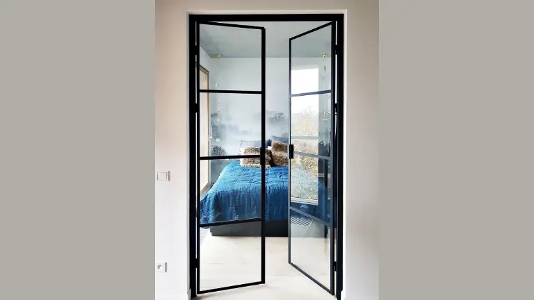 Czy drzwi loftowe wyciszą pomieszczenie