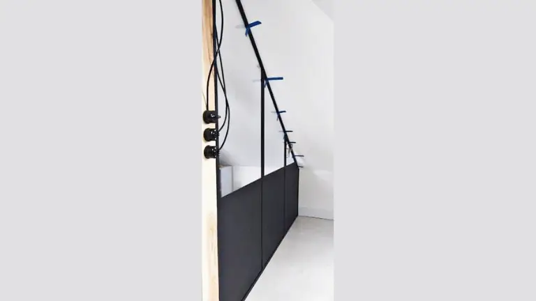 Jak przygotować wnętrze do montażu drzwi loftowych GDEL