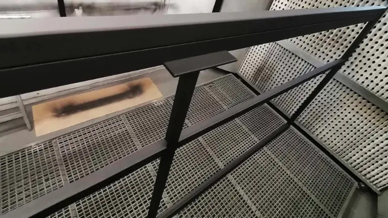 Jaki wybrać kolor drzwi loftowych