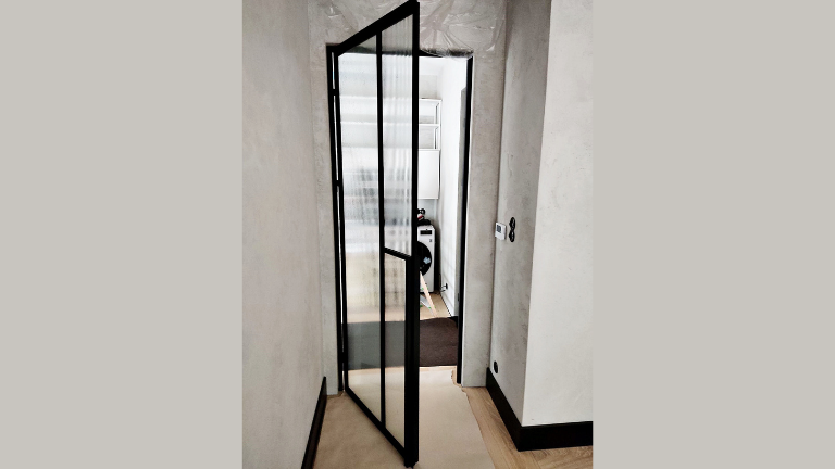 Kiedy drzwi lewe, a kiedy prawe