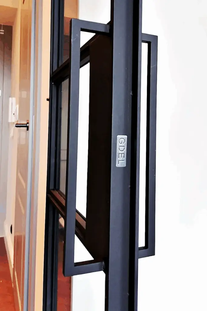 Szprosy w drzwiach loftowych - spód GDEL (1)