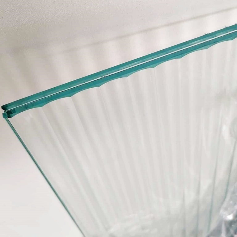 Flutes laminowany (szkło ryflowane)